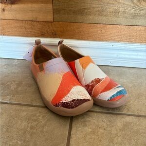 🌲UIN Rolling hills slip ons